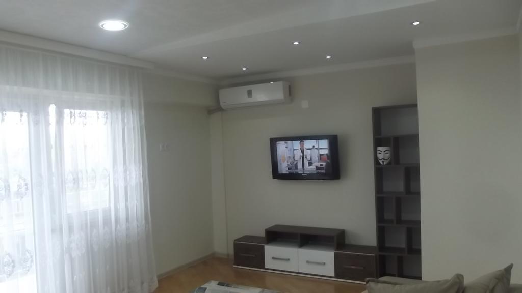 Big Flat In Batumi Apartamento Exterior foto